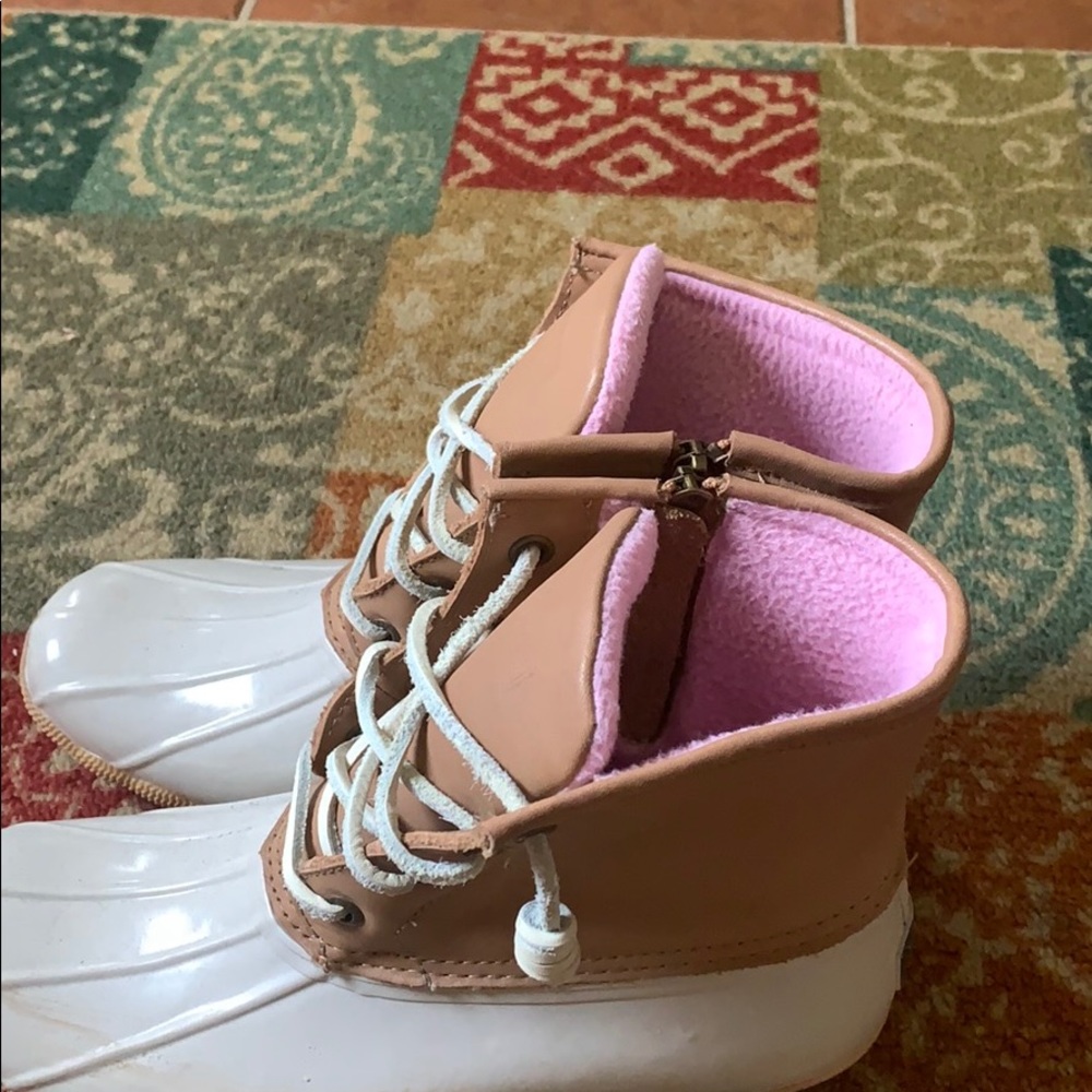 Speedy Top Sider Duck Boot Barely Worn - image 2